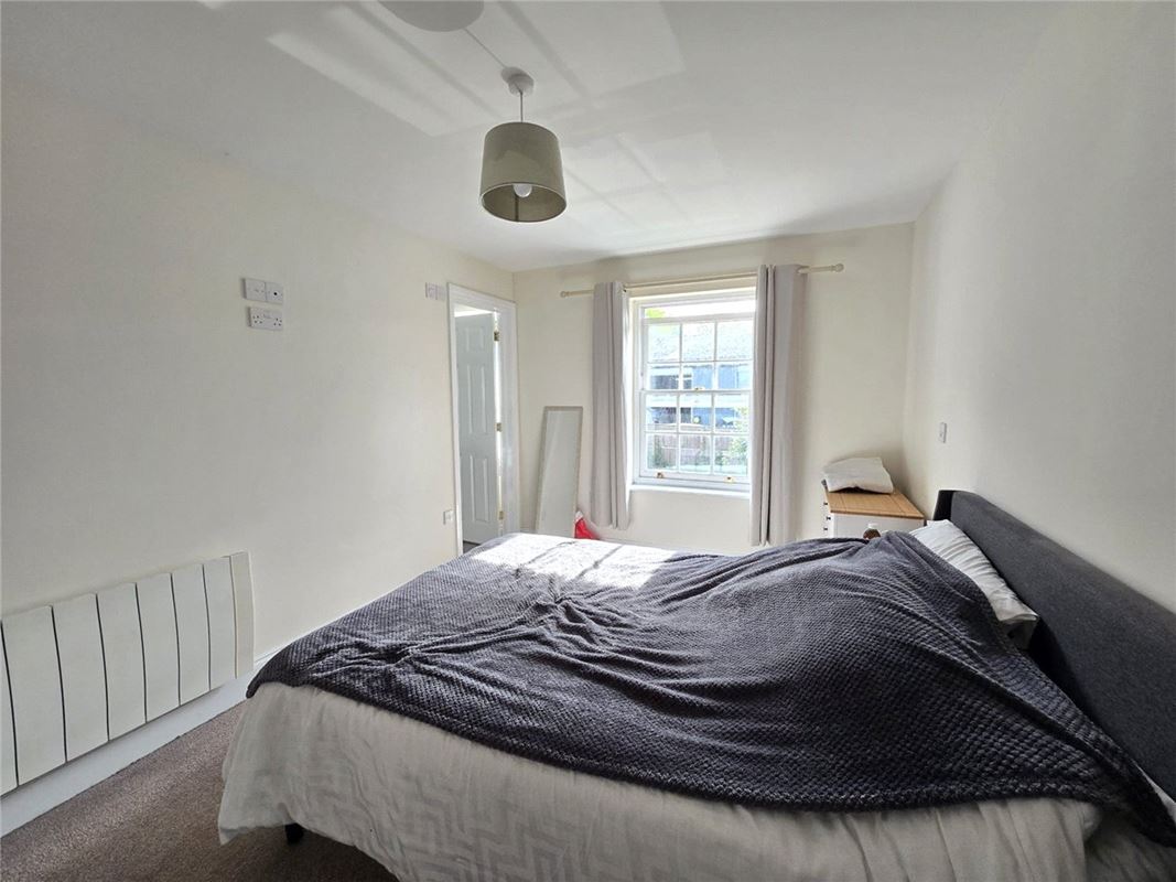 3 bedroom house, Post Office Lane, Pewsey SN9 - Available