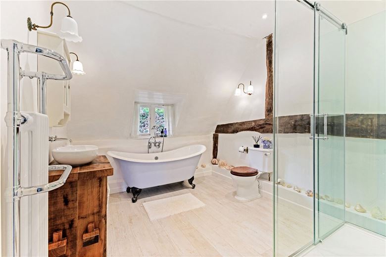 4 bedroom house, East Grafton, Marlborough SN8 - Sold