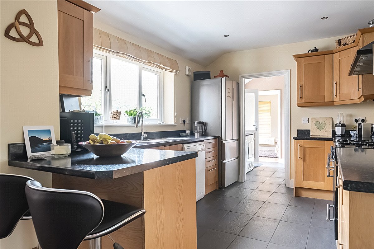 4 bedroom house, Forge Lane, West Overton SN8 - Sold STC