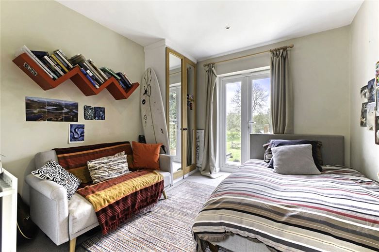 4 bedroom house, High Street, Manton SN8 - Available