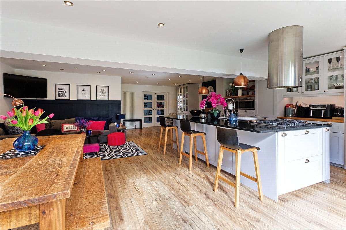 5 bedroom house, Fortunes Field, Broad Hinton SN4 - Sold STC