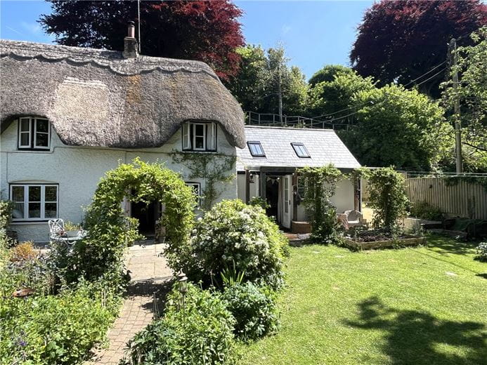 2 bedroom cottage, Bishopstone, Swindon SN6 - Sold STC