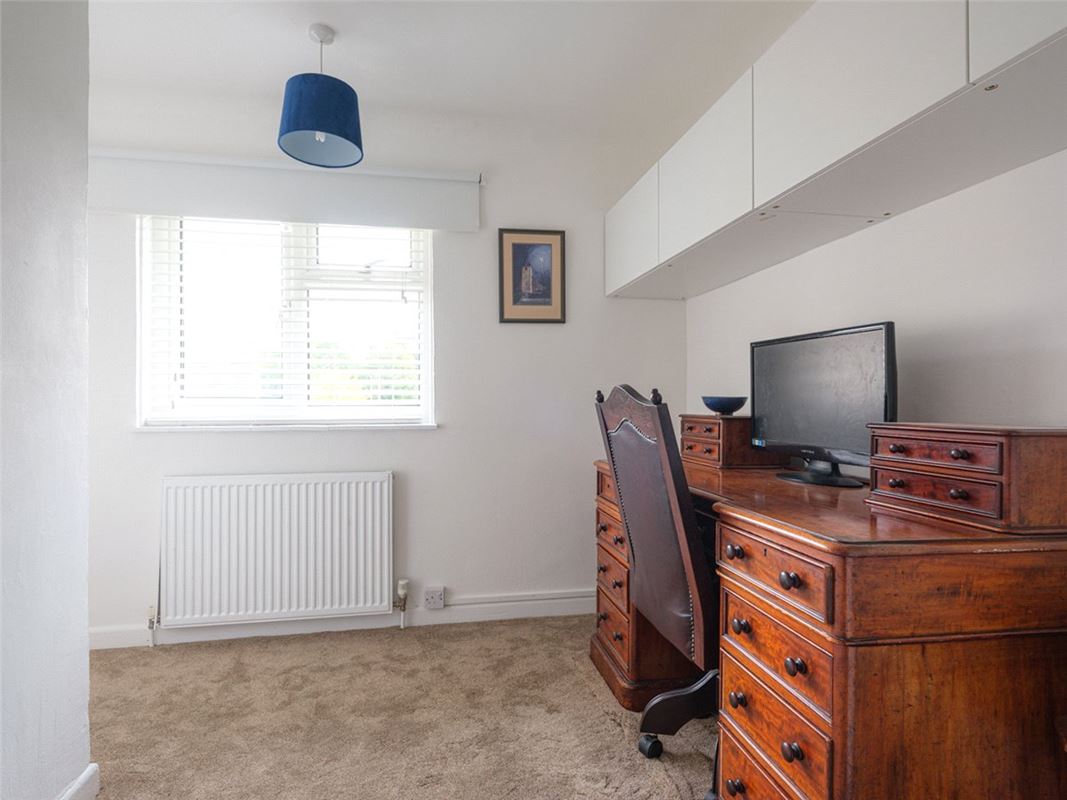 3 bedroom house, Bondfields, Woodborough SN9 - Available