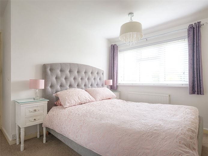 3 bedroom house, Bondfields, Woodborough SN9 - Available