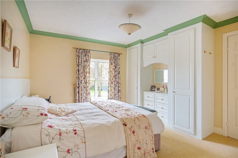 4 bedroom house, King Alfred Close, Pewsey SN9 - Available