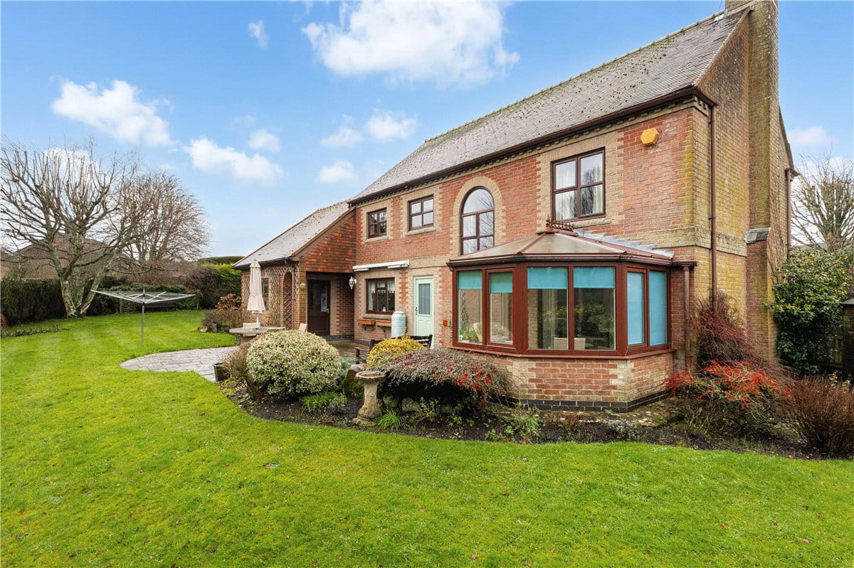 4 bedroom house, King Alfred Close, Pewsey SN9 - Available