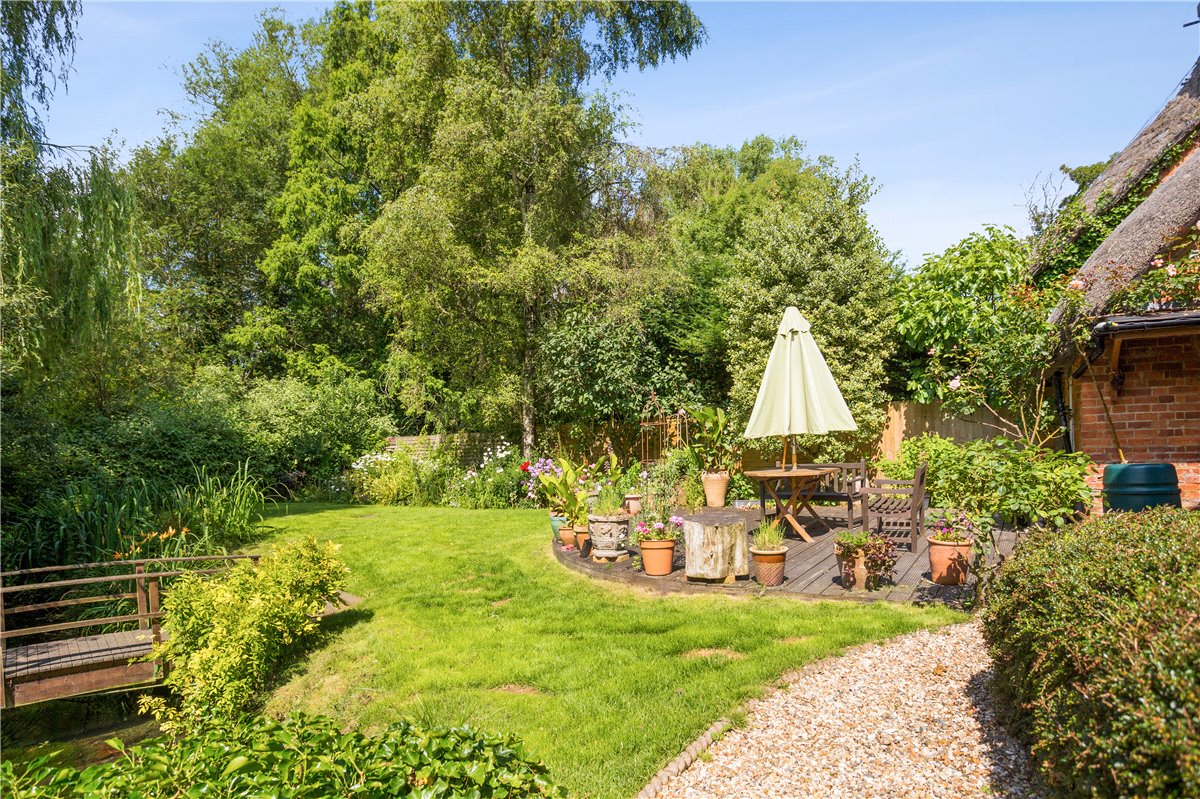 3 bedroom house, Wilton, Marlborough SN8 - Available