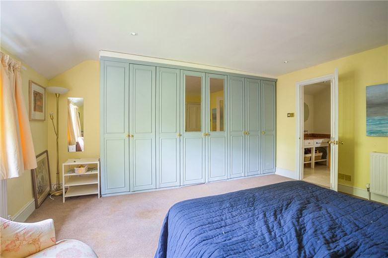 3 bedroom house, Wilton, Marlborough SN8 - Available