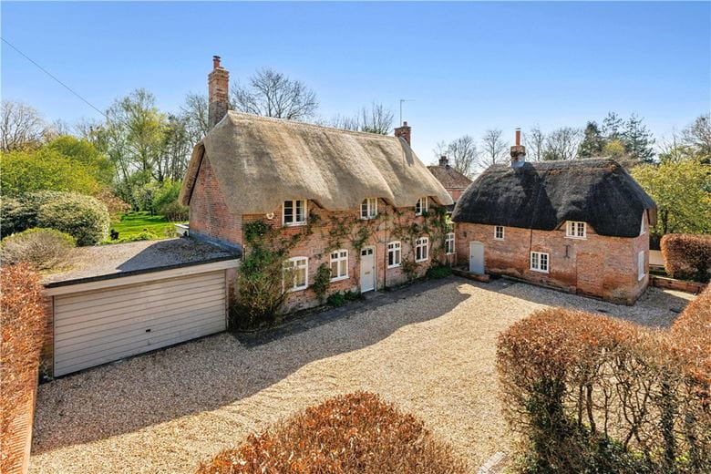 5 bedroom house, The Street, Marden SN10 - Available