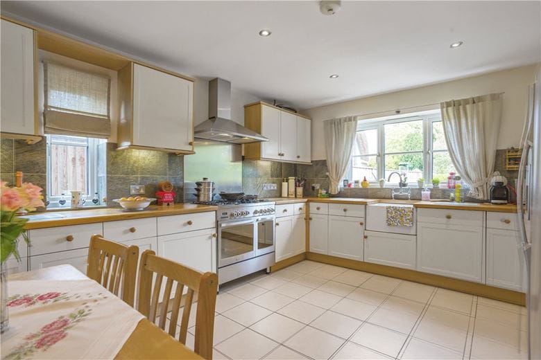 4 bedroom house, Pewsey Road, Rushall SN9 - Available