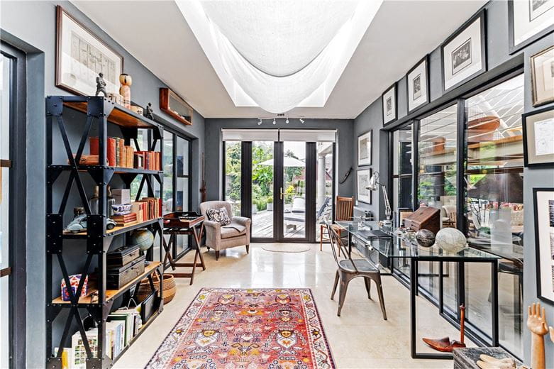 3 bedroom house, Lockeridge, Marlborough SN8 - Available