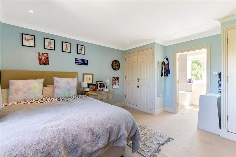 4 bedroom house, Granary Road, Great Bedwyn SN8 - Sold