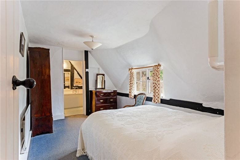 4 bedroom cottage, Sunton, Collingbourne Ducis SN8 - Available