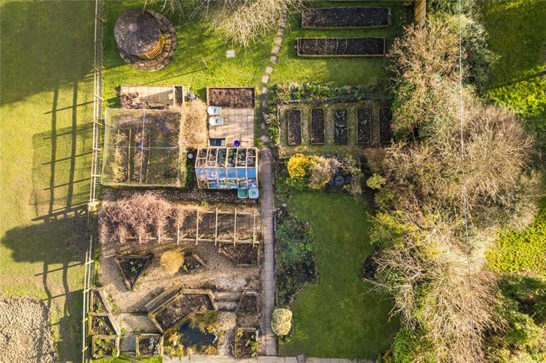 3 bedroom house, Newtown, Shalbourne SN8 - Sold STC