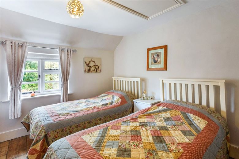 2 bedroom house, Winterbourne Monkton, Swindon SN4 - Sold