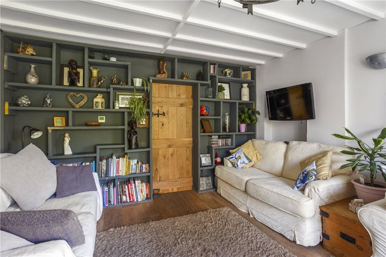 3 bedroom house, The Street, All Cannings SN10 - Available