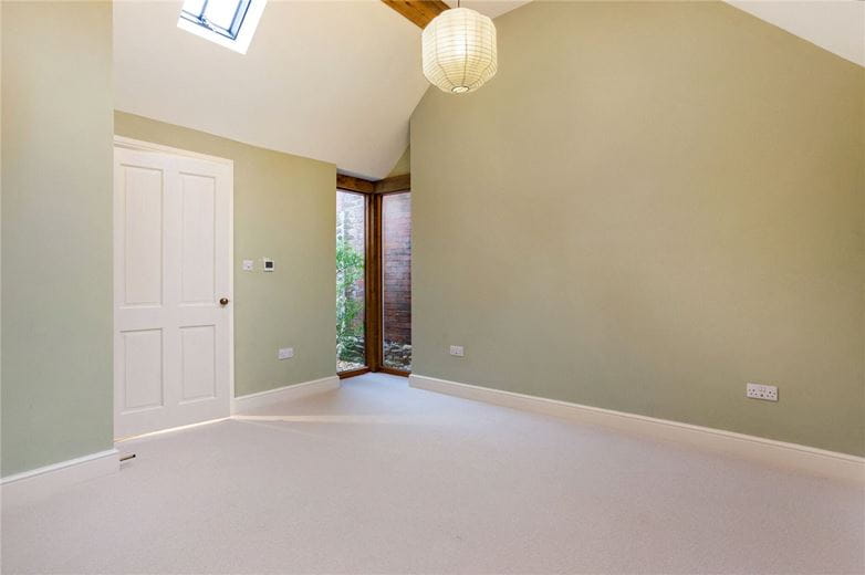 4 bedroom house, High Street, West Lavington SN10 - Available