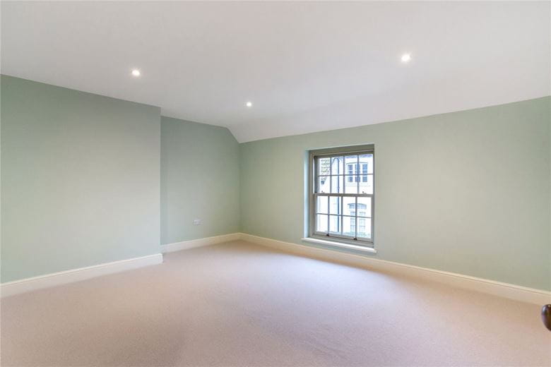 4 bedroom house, High Street, West Lavington SN10 - Available