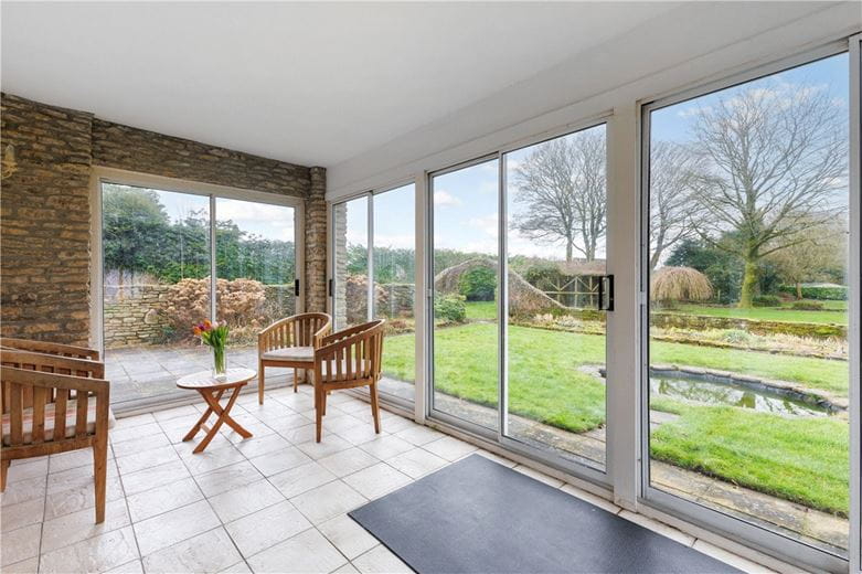 6 bedroom house, Broad Hinton, Swindon SN4 - Available