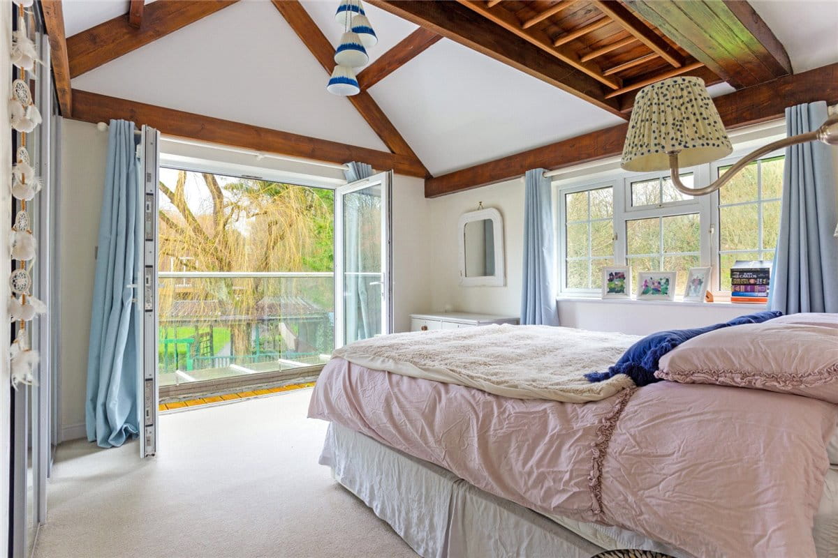 3 bedroom cottage, Wilton, Marlborough SN8 - Available