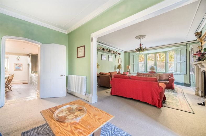 8 bedroom house, Castlefields, Calne SN11 - Available