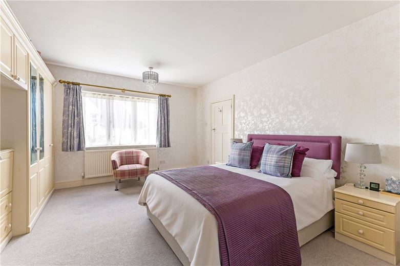 4 bedroom house, Chopping Knife Lane, Marlborough SN8 - Available