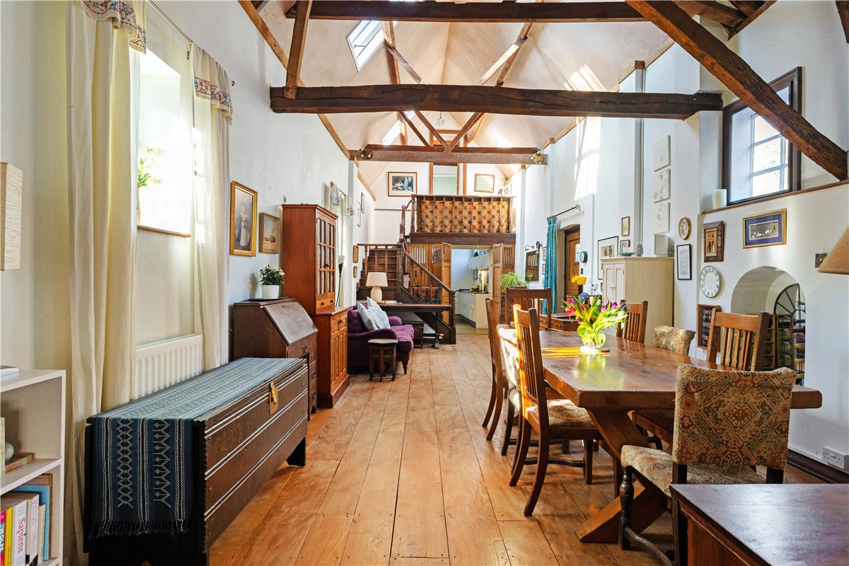 3 bedroom house, Neates Yard, Marlborough SN8 - Sold STC