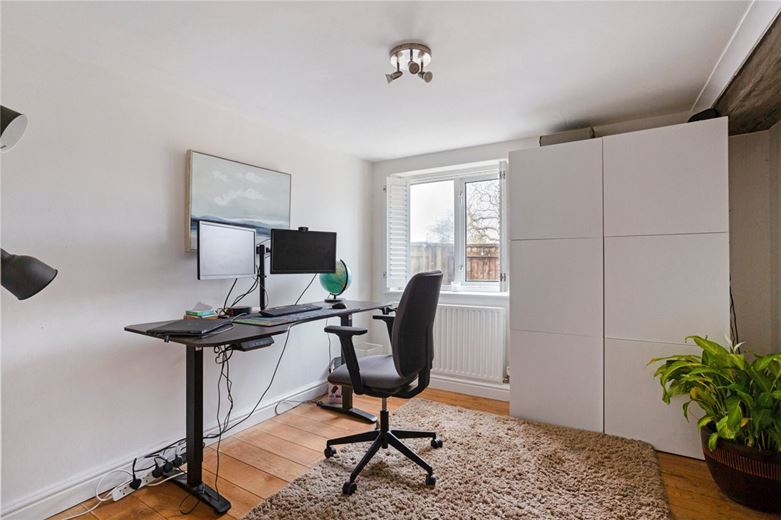 4 bedroom house, Dauntsey Lock, Chippenham SN15 - Available