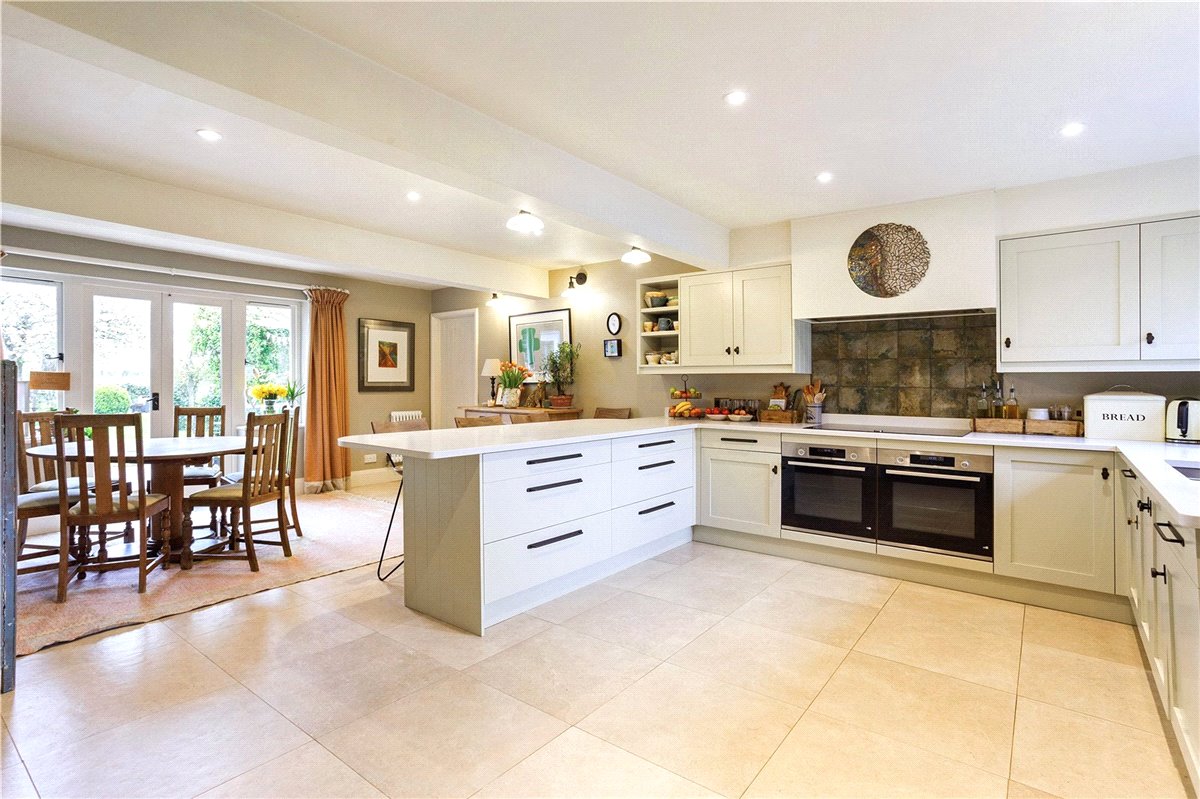 5 bedroom house, The Street, Marden SN10 - Sold STC