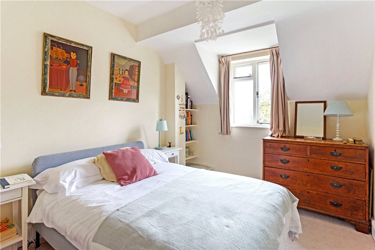 5 bedroom house, The Street, Marden SN10 - Sold STC