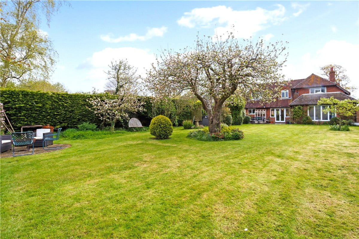 5 bedroom house, The Street, Marden SN10 - Sold STC