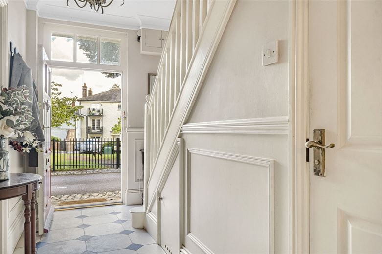 4 bedroom house, Phoenix Square, Pewsey SN9 - Available
