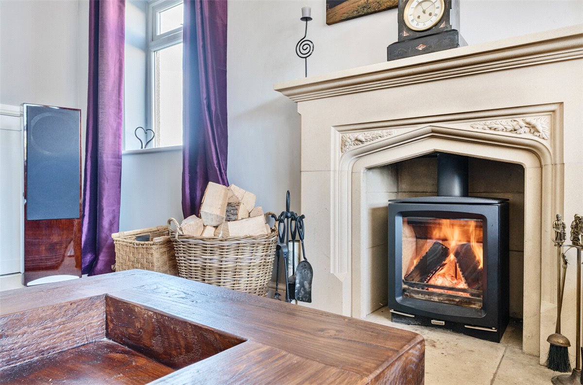 5 bedroom house, Studley Corner, Studley SN11 - Sold STC