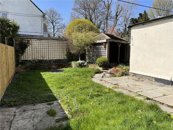 3 bedroom house, Bondfields, Woodborough SN9 - Sold STC