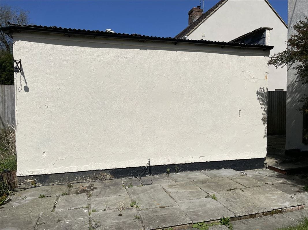 3 bedroom house, Bondfields, Woodborough SN9 - Sold STC