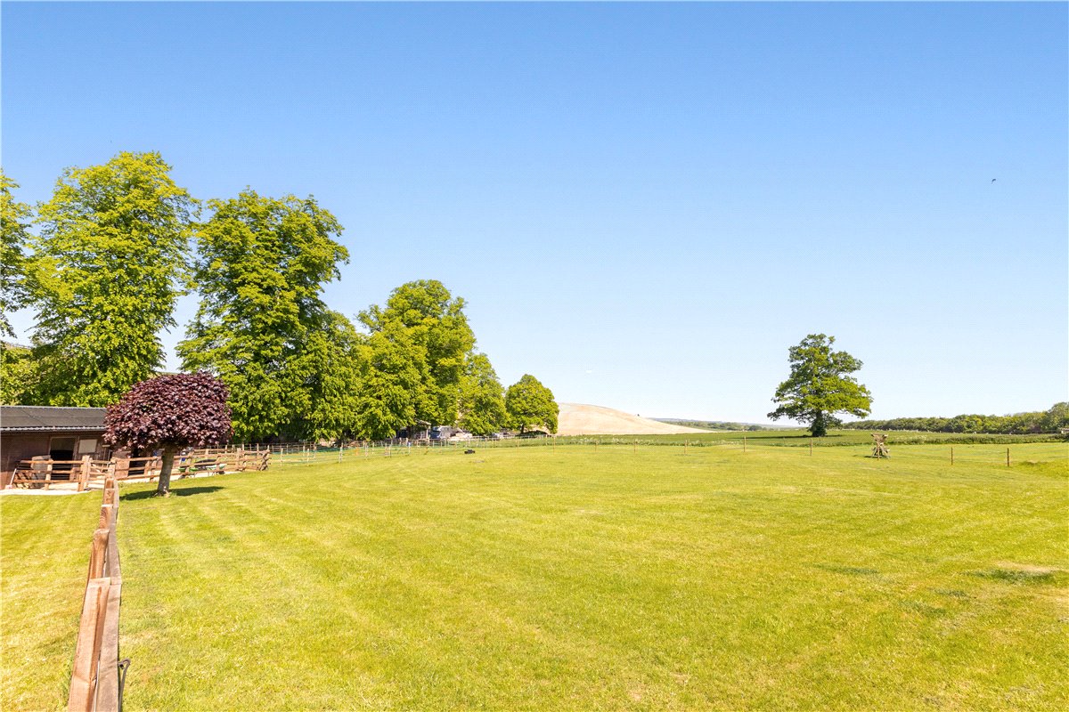 4 bedroom house, Russley Park, Baydon SN8 - Sold