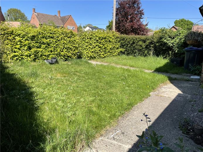 2 bedroom house, Swans Close, Ramsbury SN8 - Sold STC