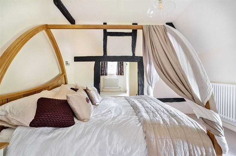 4 bedroom house, Yatesbury, Calne SN11 - Available