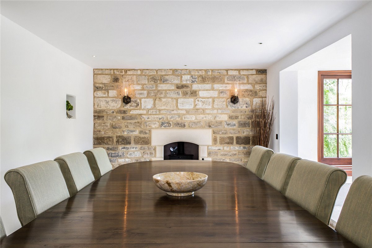 4 bedroom house, Broome Manor Lane, Swindon SN3 - Sold STC