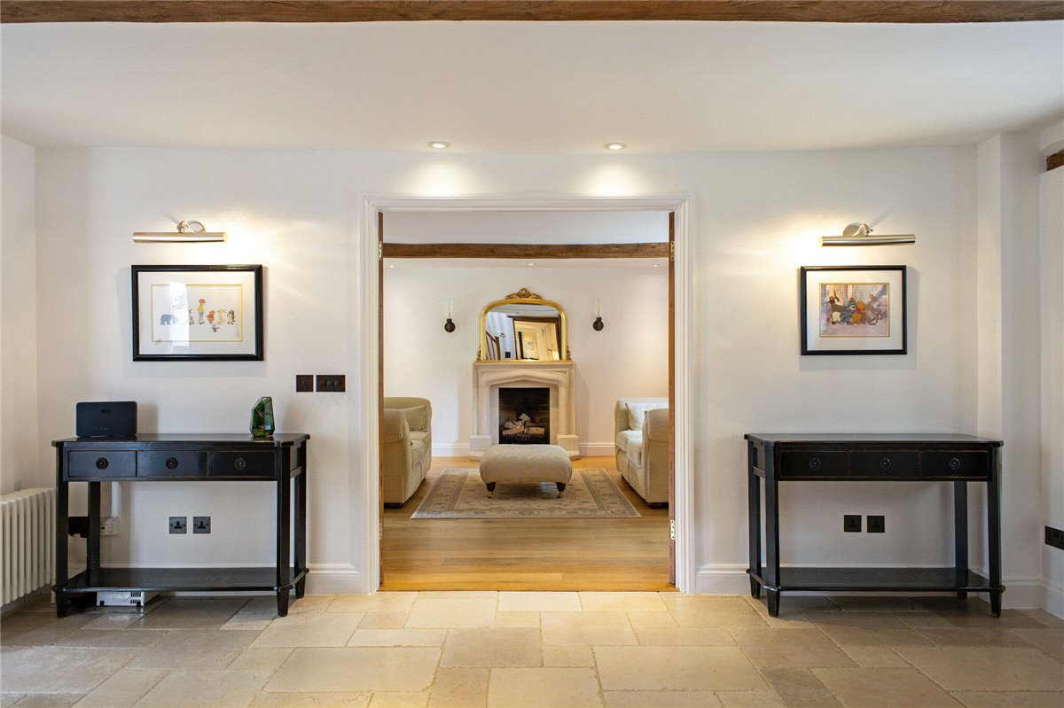 4 bedroom house, Broome Manor Lane, Swindon SN3 - Sold STC