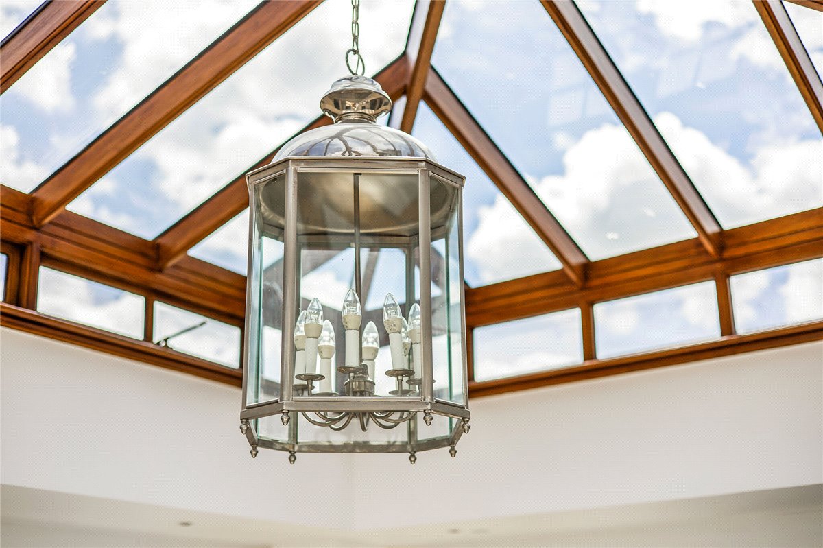 4 bedroom house, Broome Manor Lane, Swindon SN3 - Sold STC