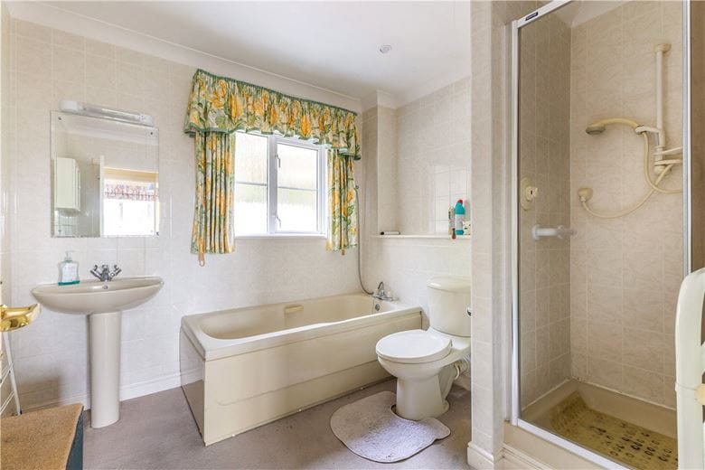 3 bedroom house, Back Lane, Marlborough SN8 - Available