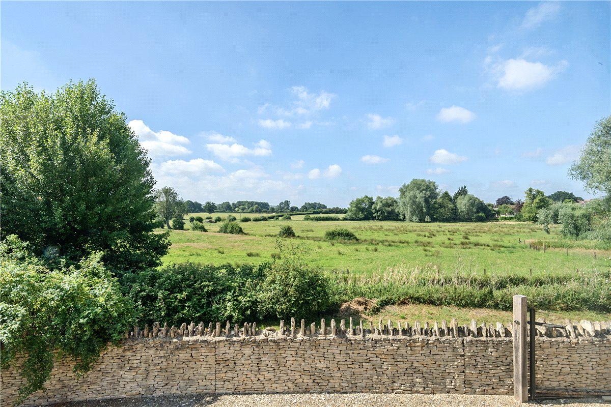 5 bedroom house, Lake View, Calne SN11 - Sold STC