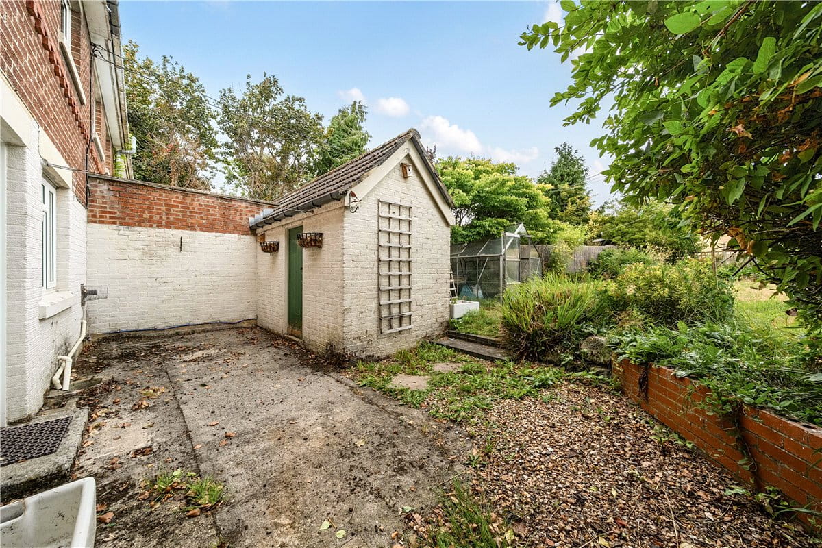 4 bedroom house, Andover Road, Upavon SN9 - Sold STC