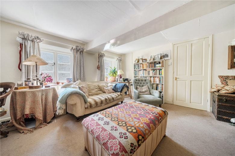 3 bedroom house, East Kennett, Marlborough SN8 - Available