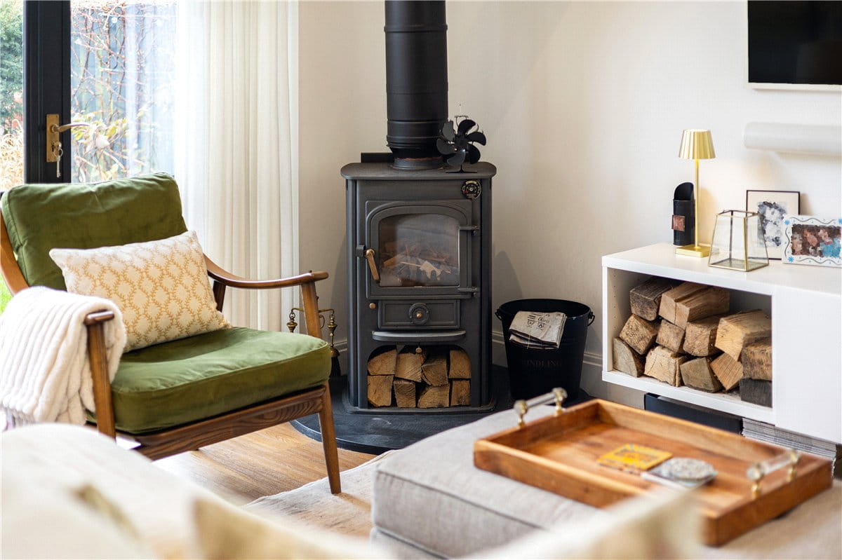 4 bedroom house, Blowhorn Street, Marlborough SN8 - Available