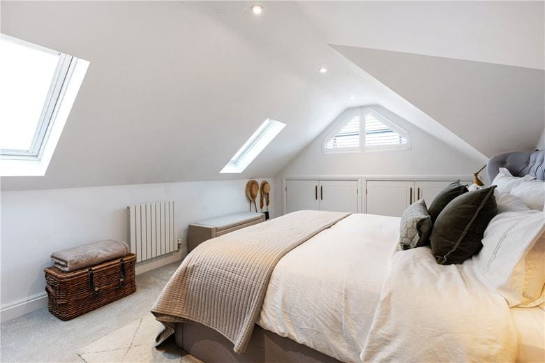 4 bedroom house, Blowhorn Street, Marlborough SN8 - Available