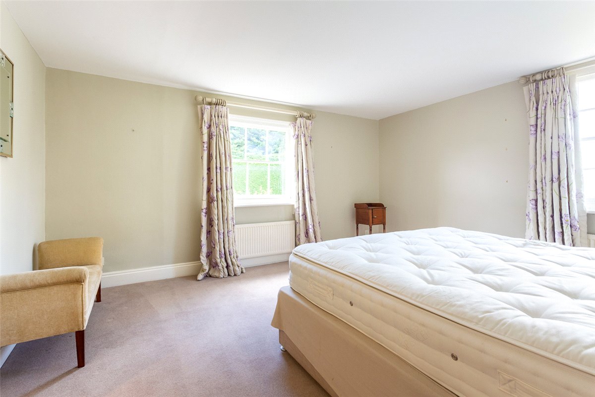 8 bedroom house, Oxenwood, Marlborough SN8 - Available