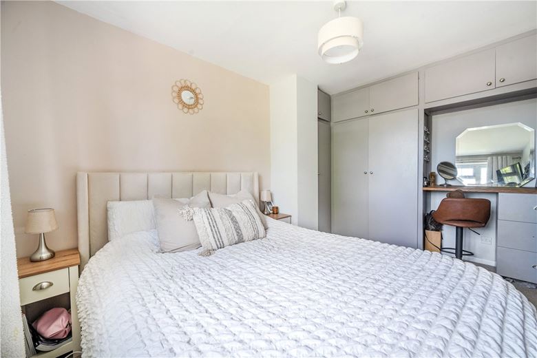 3 bedroom house, Southfield, West Overton SN8 - Available