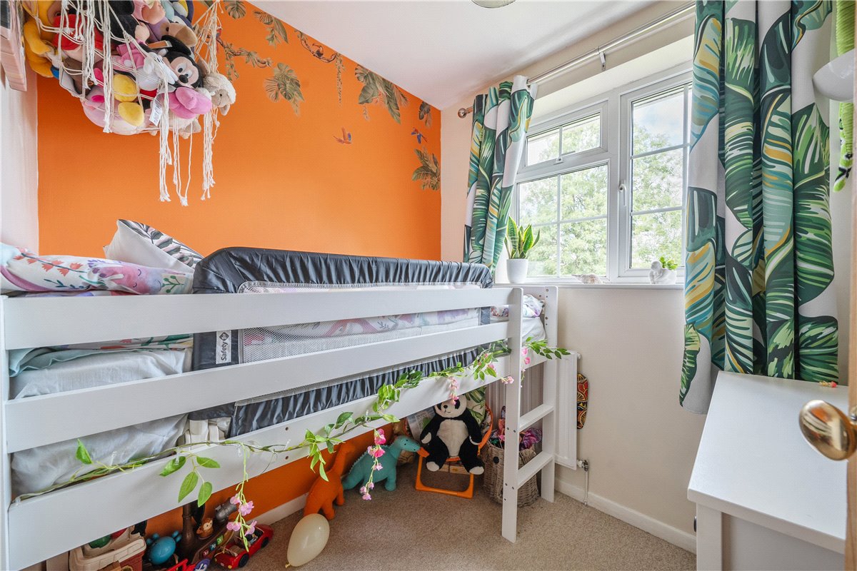 3 bedroom house, Southfield, West Overton SN8 - Available